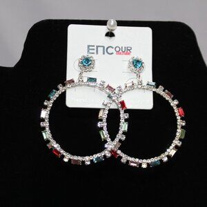 NWT Beautiful Multicolor Rhinestone Hoop Earrings